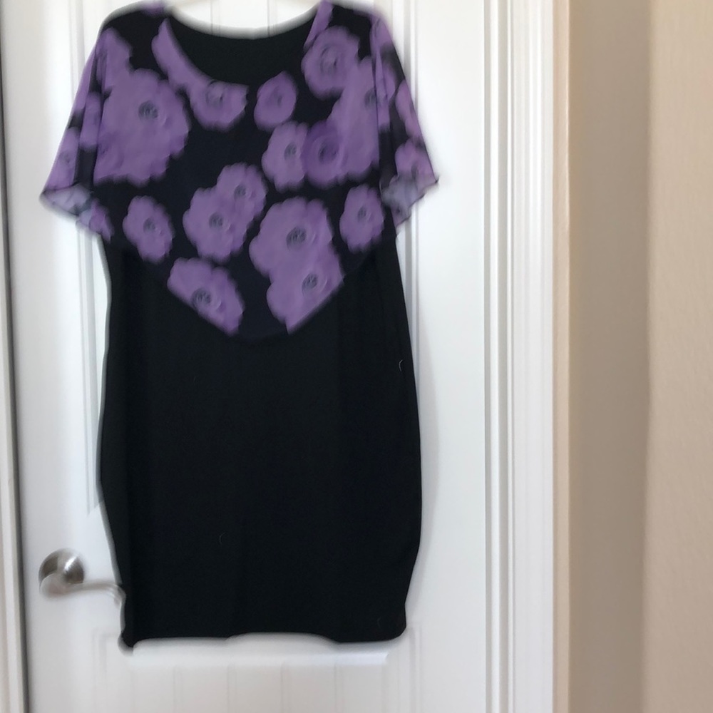 Dress - Picture 3 of 5